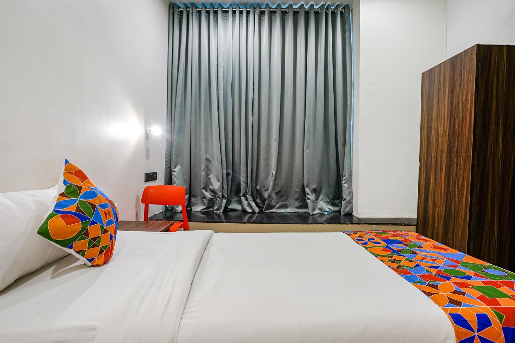 Fabhotel Lotus I Surat Exterior foto